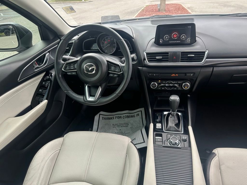 Used 2018 MAZDA MAZDA3 Grand Touring w/ Premium Equipment Package image 21