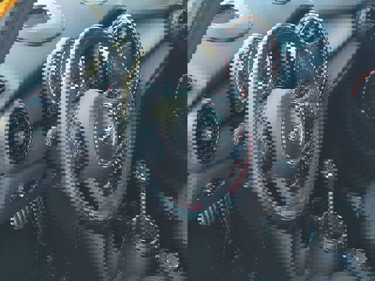 Used 2017 MINI Cooper S image 2