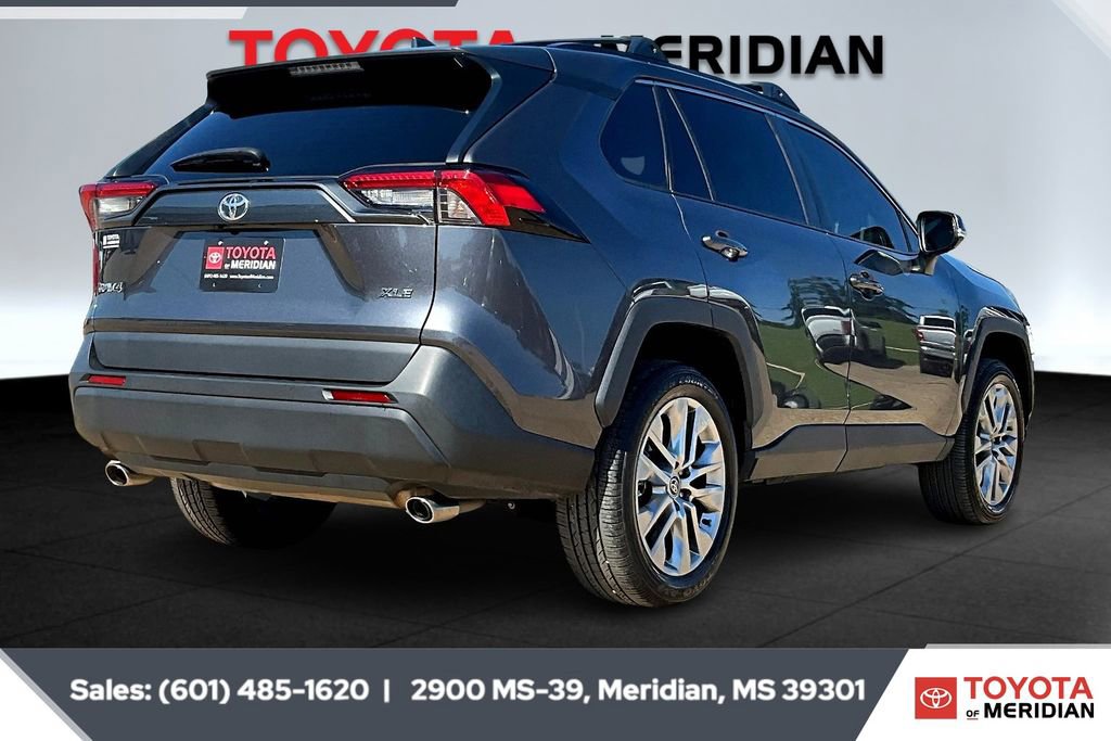 Used 2024 Toyota RAV4 XLE Premium image 11