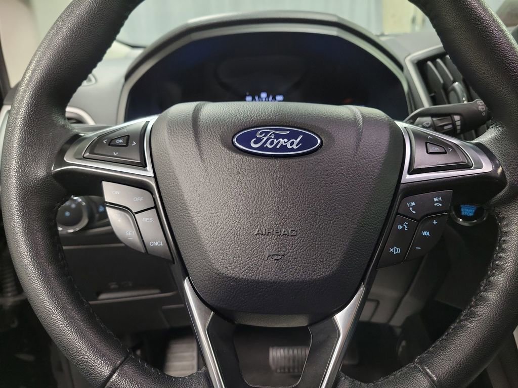 Used 2024 Ford Edge SEL image 17
