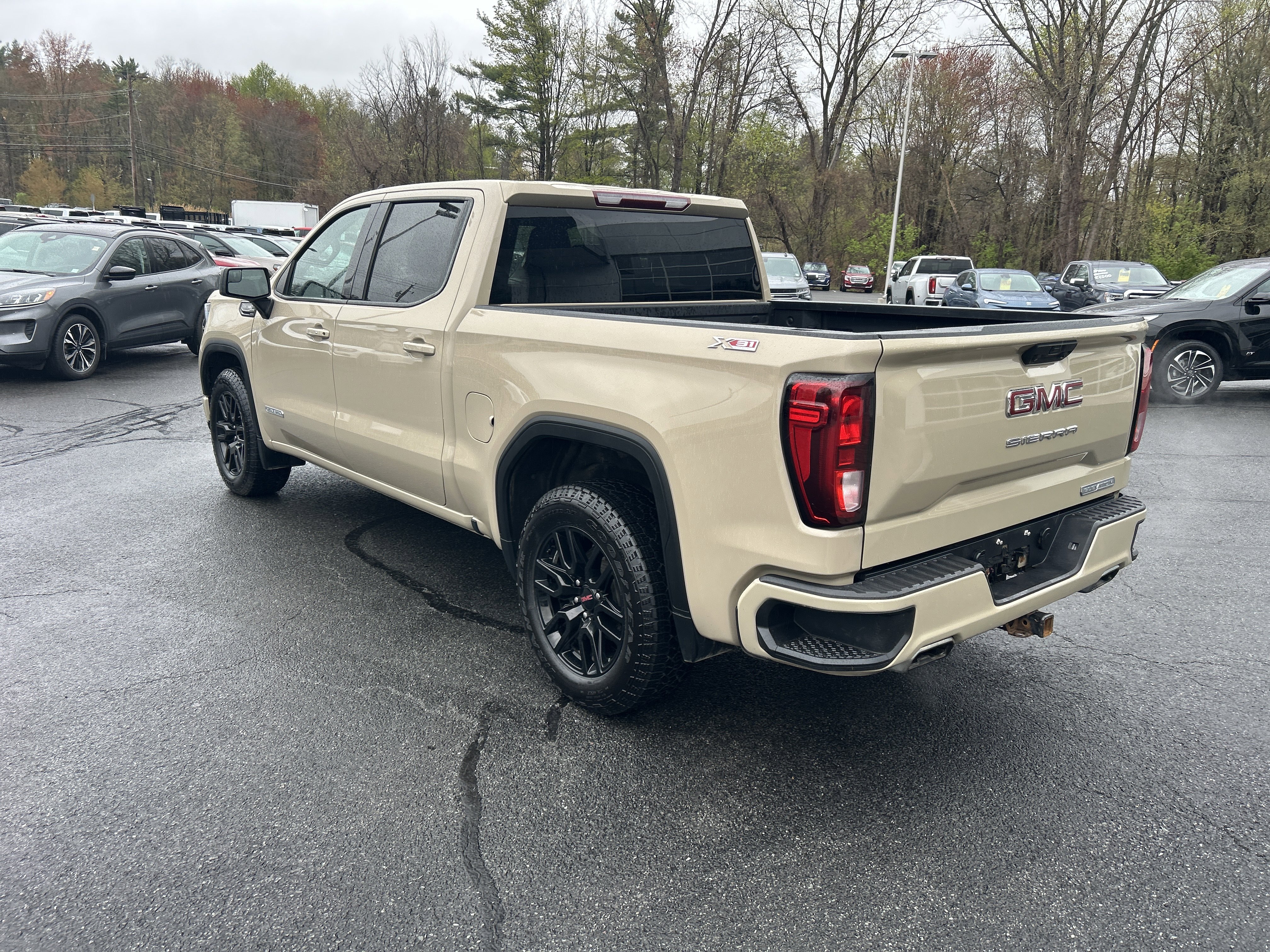 Used 2023 GMC Sierra 1500 Elevation w/ X31 Off-Road Package AWD/4WD image 6