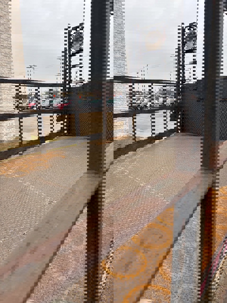 Used 2015 Ford F550 4x4 Regular Cab Super Duty w/ Power Equipment Group image 5