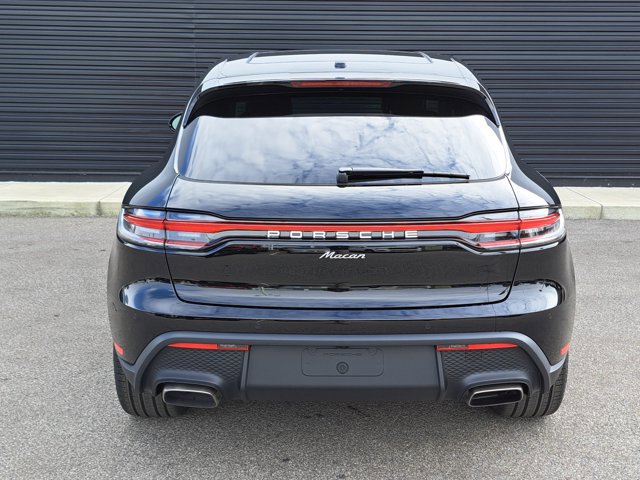 New 2026 Porsche Macan image 6