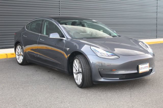 Used 2019 Tesla Model 3 Standard Range Plus image 10