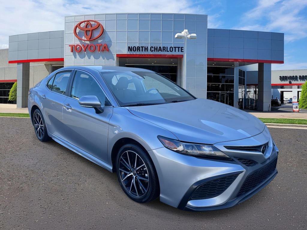 Used 2024 Toyota Camry SE