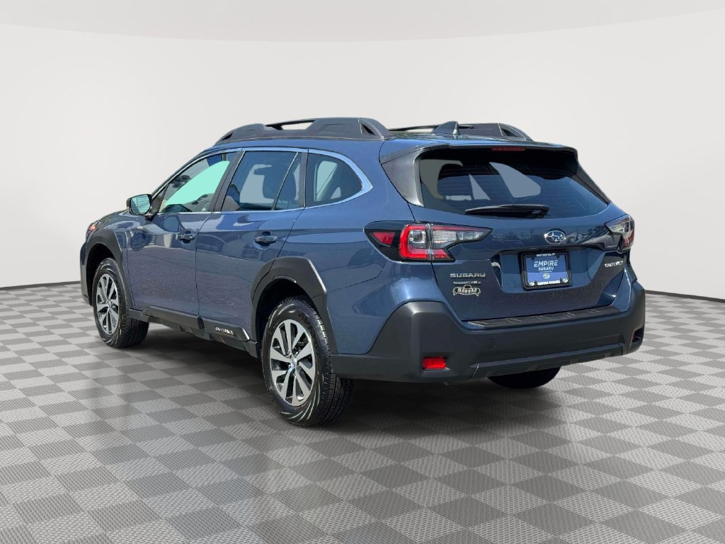 Used 2024 Subaru Outback AWD/4WD image 6