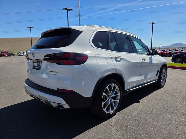 Used 2025 BMW X5 xDrive50e w/ Climate Comfort Package image 6