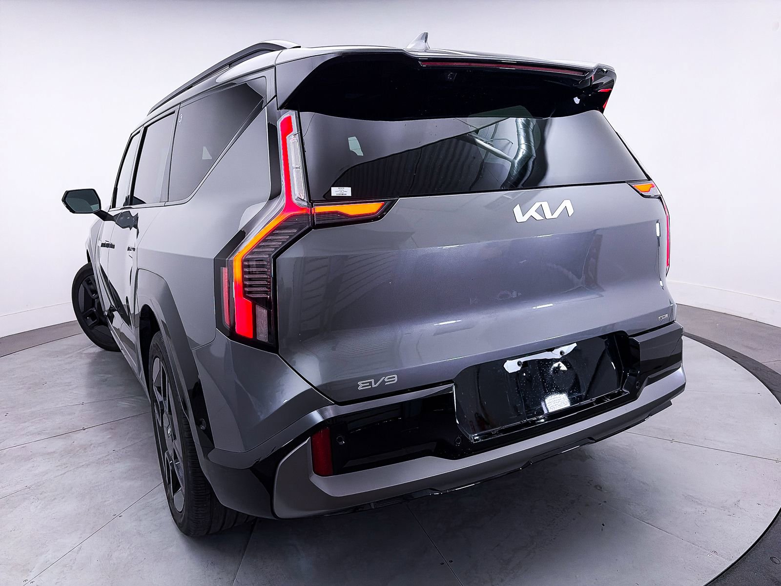 Used 2024 Kia EV9 GT-Line image 11