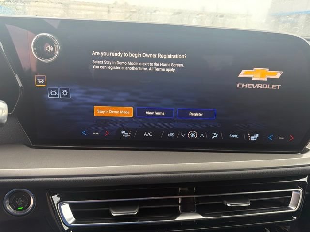 New 2026 Chevrolet Traverse LT w/ Driver Confidence Package FWD image 21