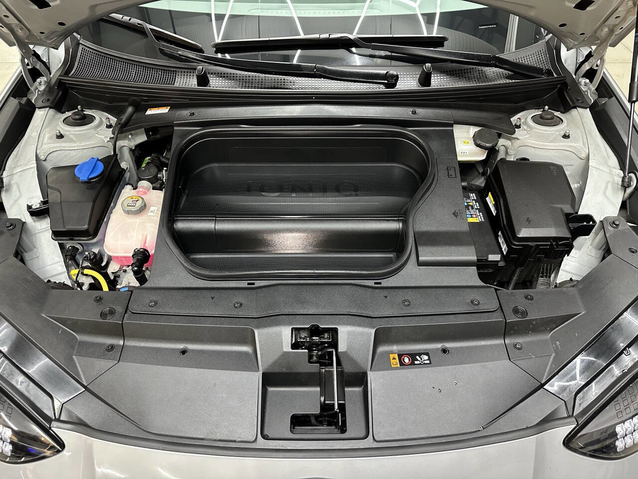 Used 2023 Hyundai Ioniq 6 SEL w/ Cargo Package image 7