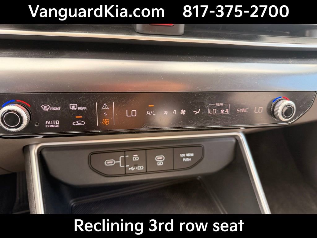 Certified 2025 Kia Carnival image 22