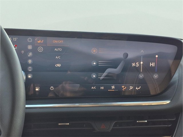 Certified 2025 Buick Envision Preferred image 8