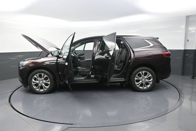 Used 2020 Buick Enclave Avenir w/ Avenir Technology Package AWD/4WD image 42