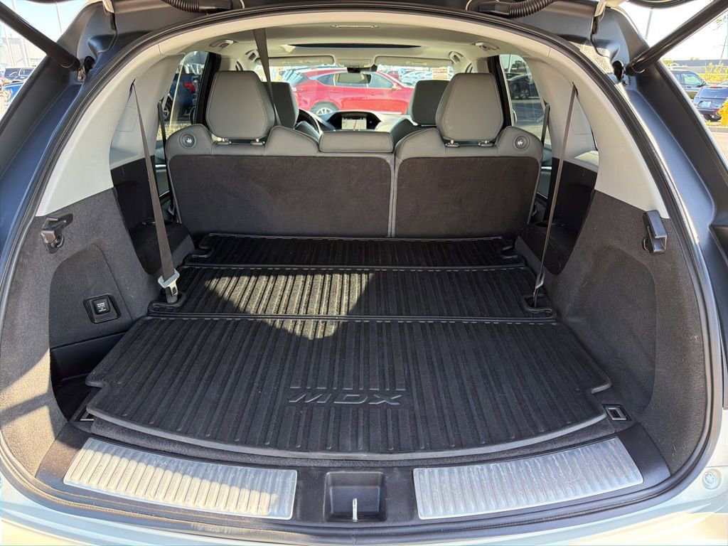Used 2016 Acura MDX SH-AWD w/ Technology Package image 12