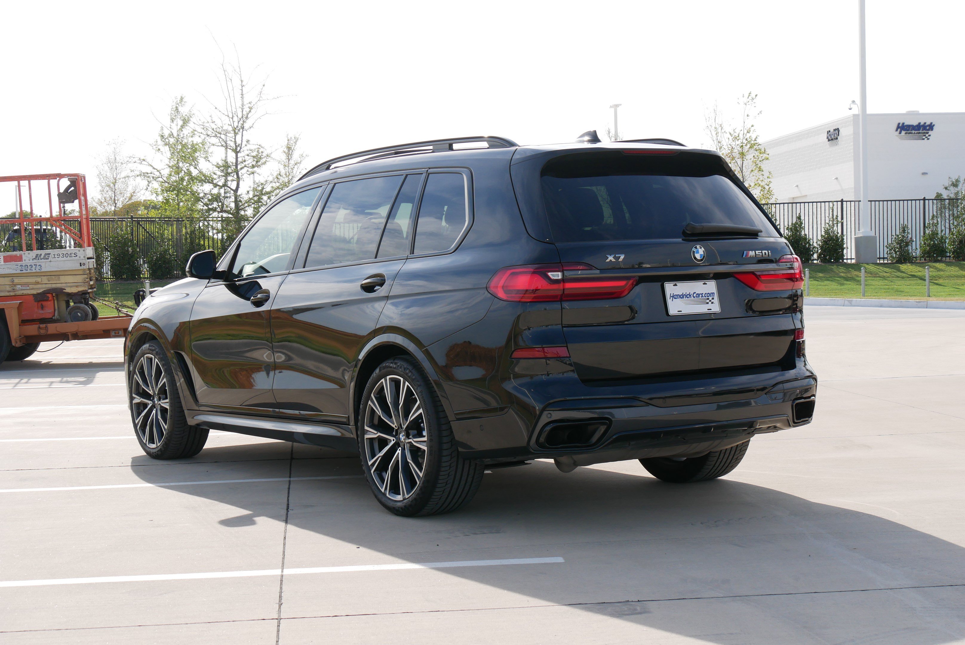 Used 2022 BMW X7 M50i AWD/4WD image 7