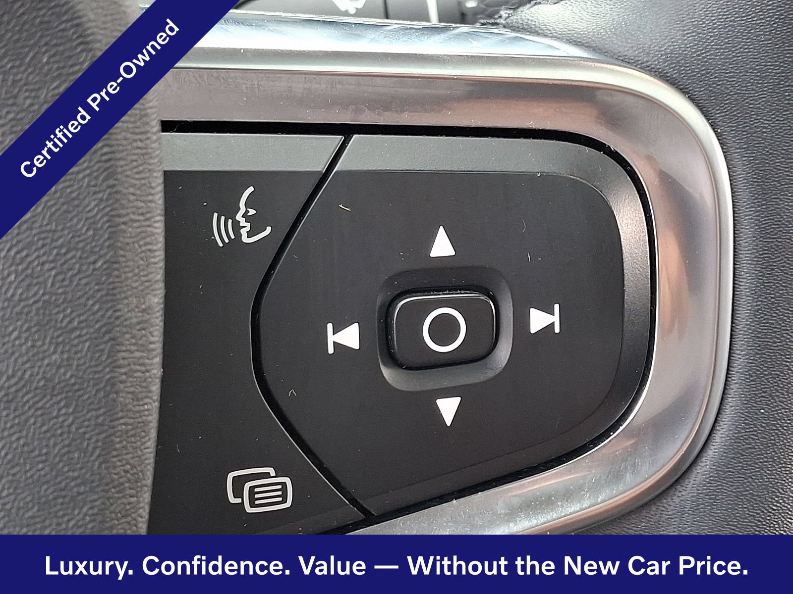 Certified 2024 Volvo XC40 B5 Plus w/ Protection Package Premier AWD/4WD image 24