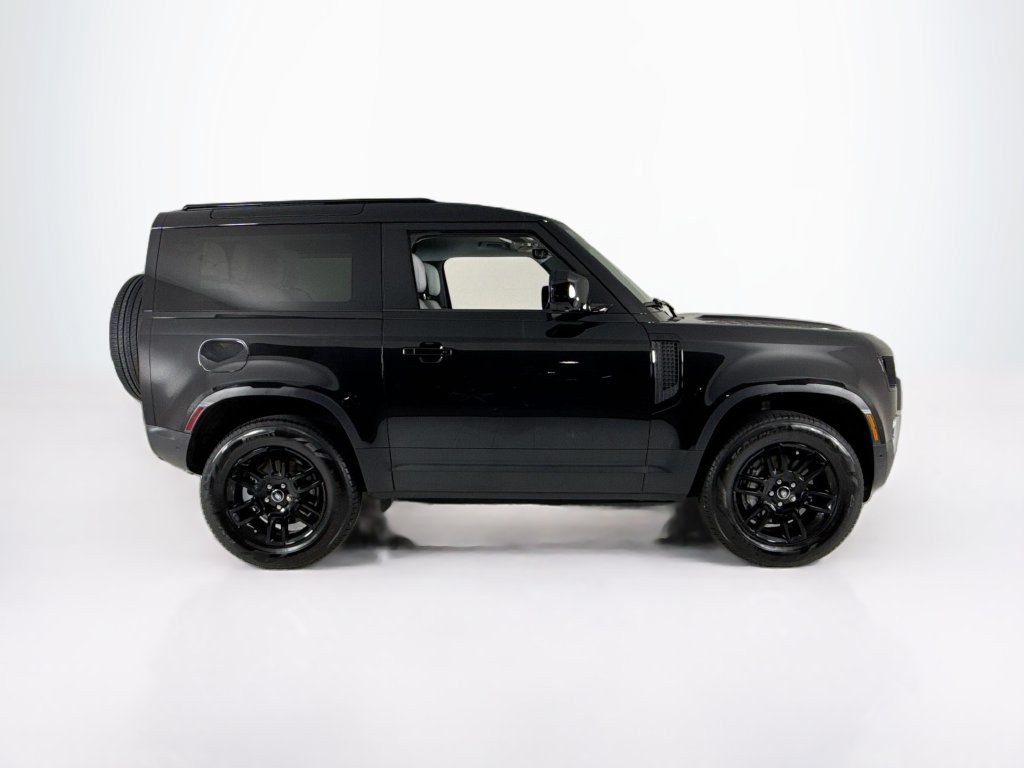 Used 2025 Land Rover Defender 90 S AWD/4WD image 6