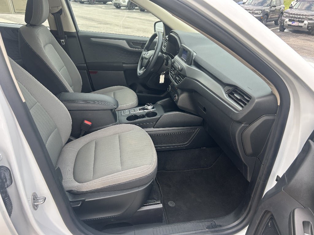 Used 2020 Ford Escape S AWD/4WD image 19