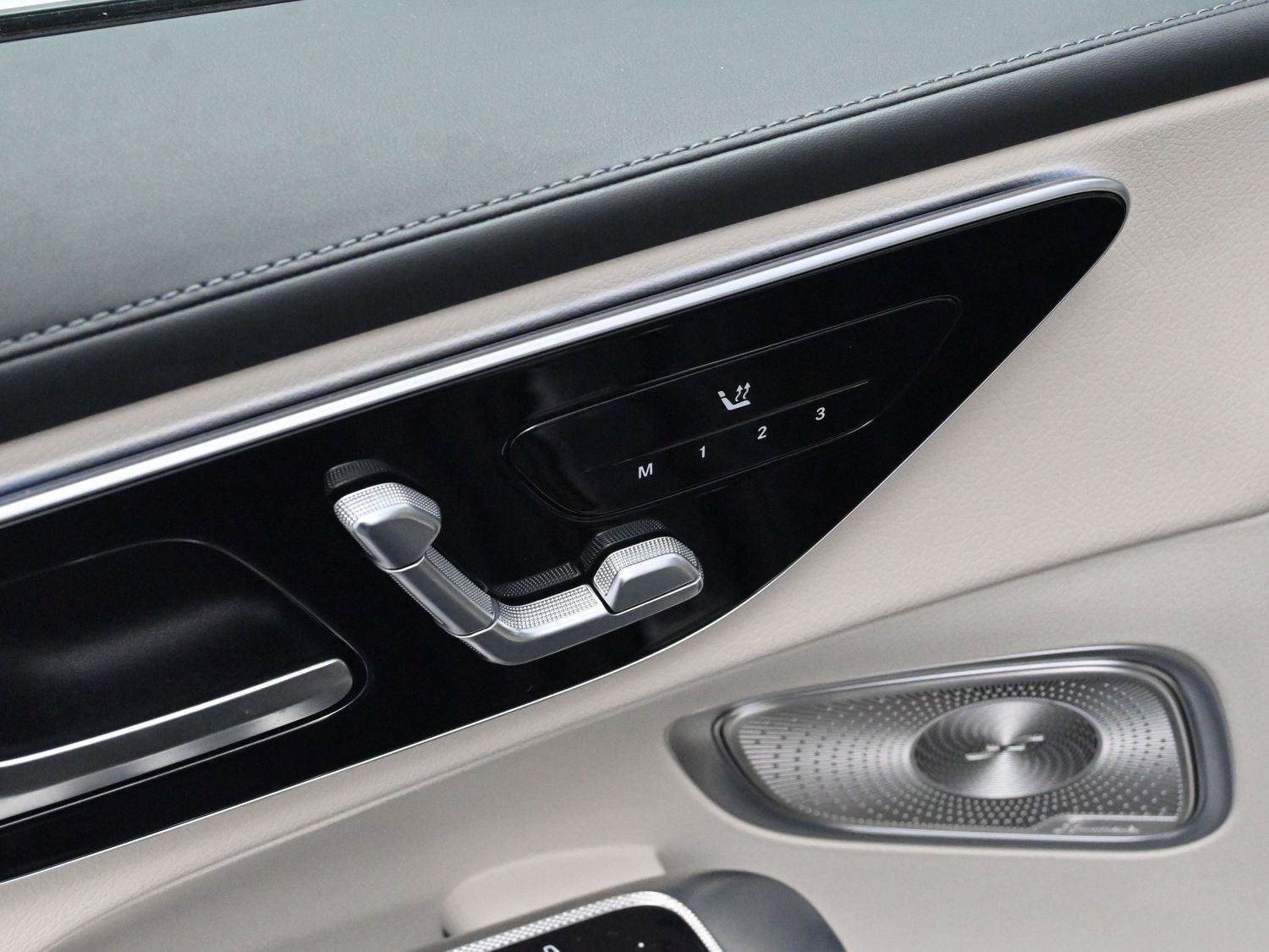 Used 2024 Mercedes-Benz GLC 300 4MATIC image 10