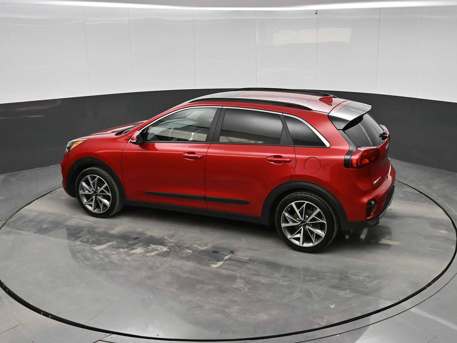 Used 2022 Kia Niro Touring Special Edition image 25