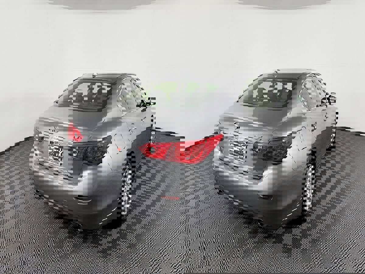 Used 2015 INFINITI Q50 Premium image 8