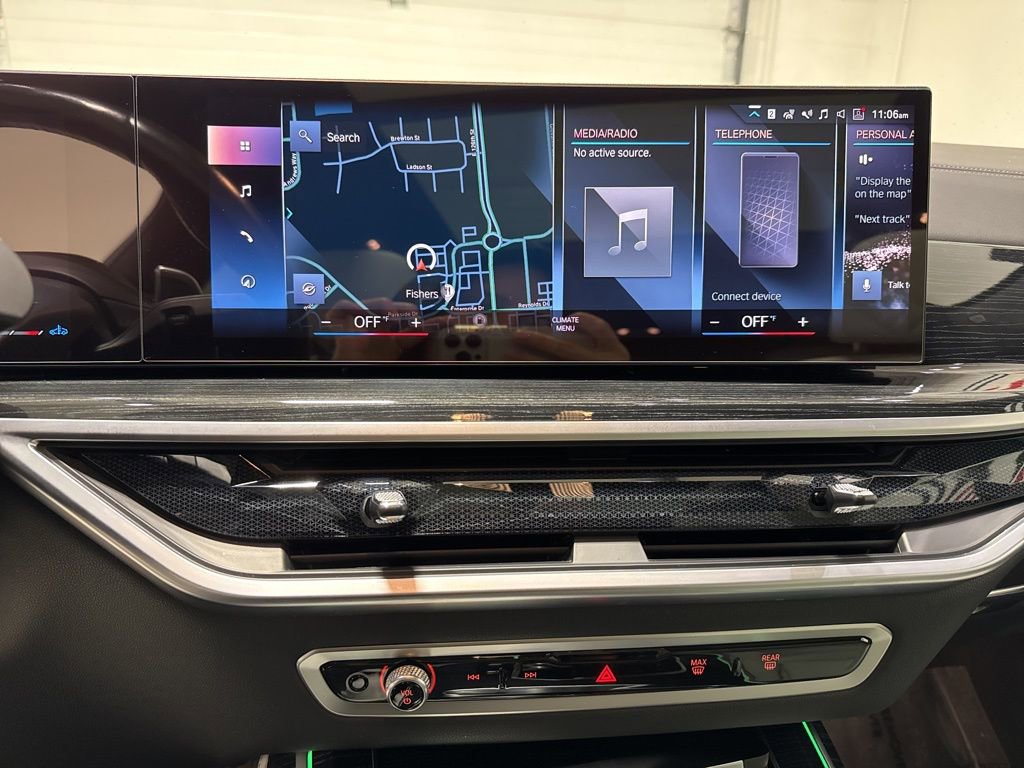 Used 2023 BMW X7 xDrive40i w/ M Sport Package image 18