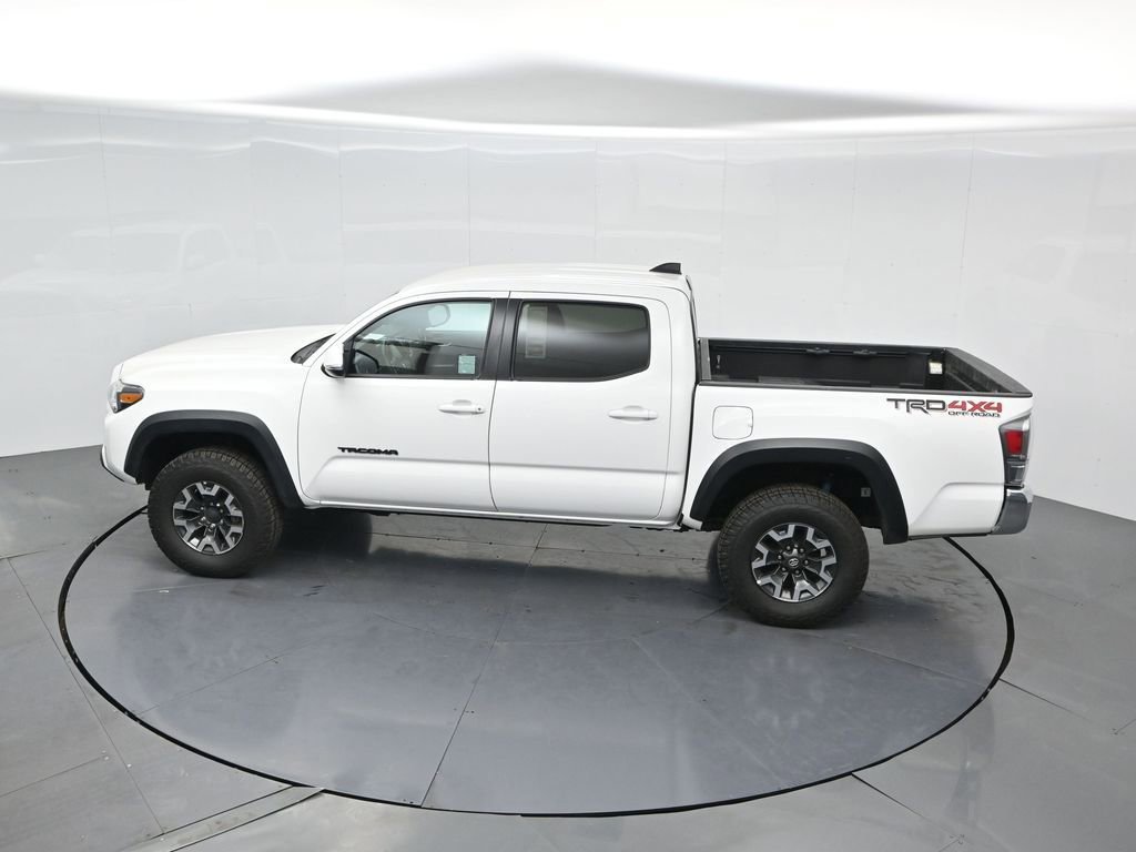 Used 2023 Toyota Tacoma TRD Off-Road AWD/4WD image 33