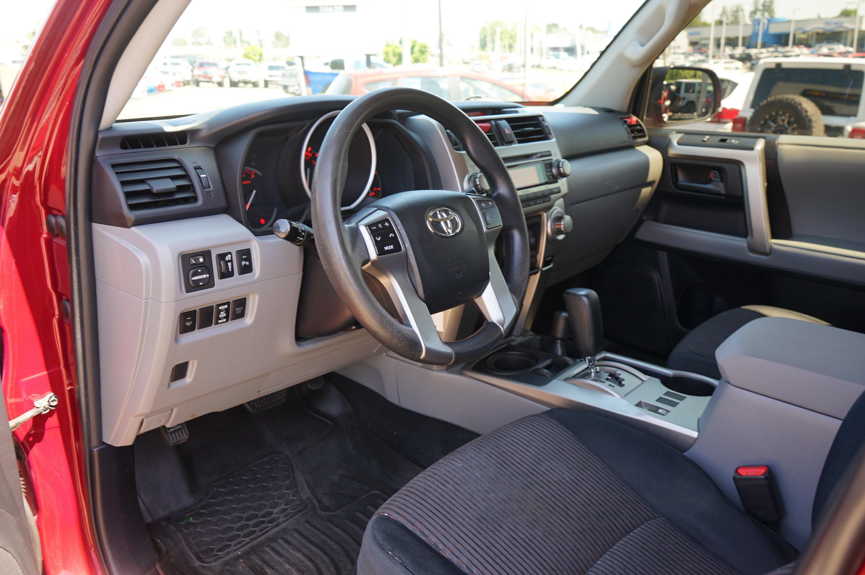 Used 2012 Toyota 4Runner SR5 w/ Convenience Pkg AWD/4WD image 15