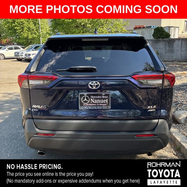 Used 2022 Toyota RAV4 XLE AWD/4WD image 4