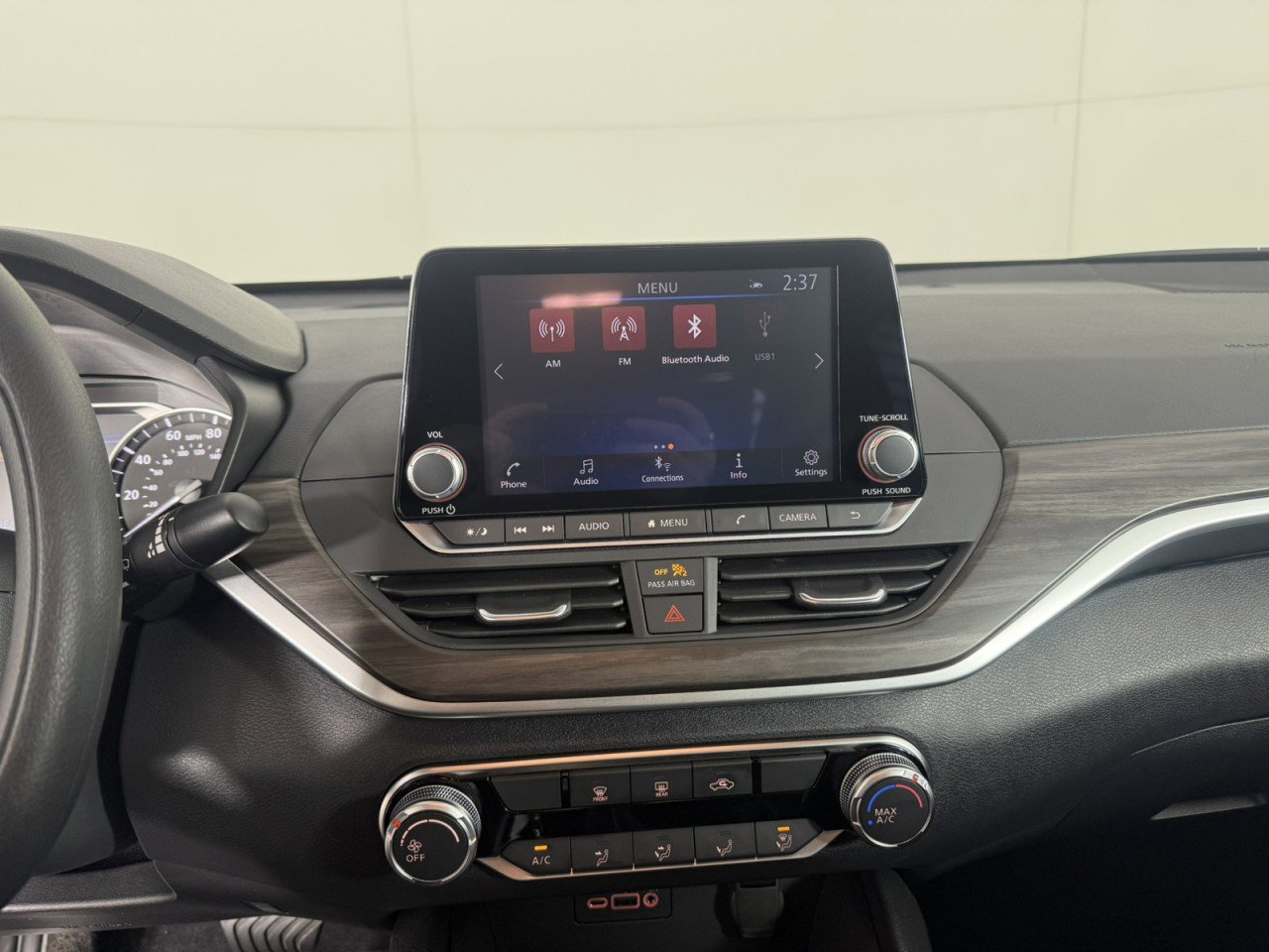 Used 2025 Nissan Altima 2.5 SV image 19