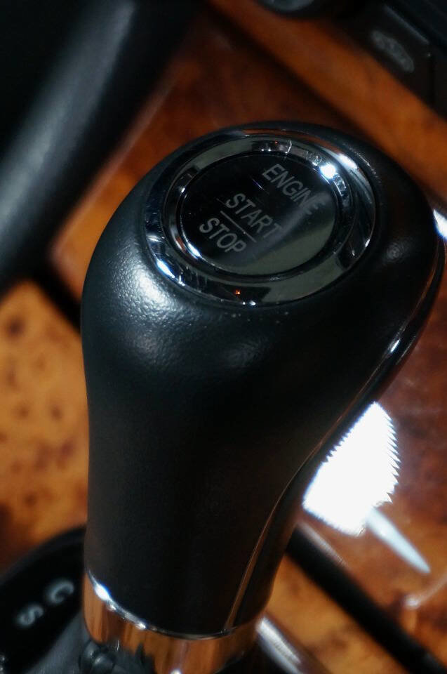 Used 2005 Mercedes-Benz CLK 500 Cabriolet image 10