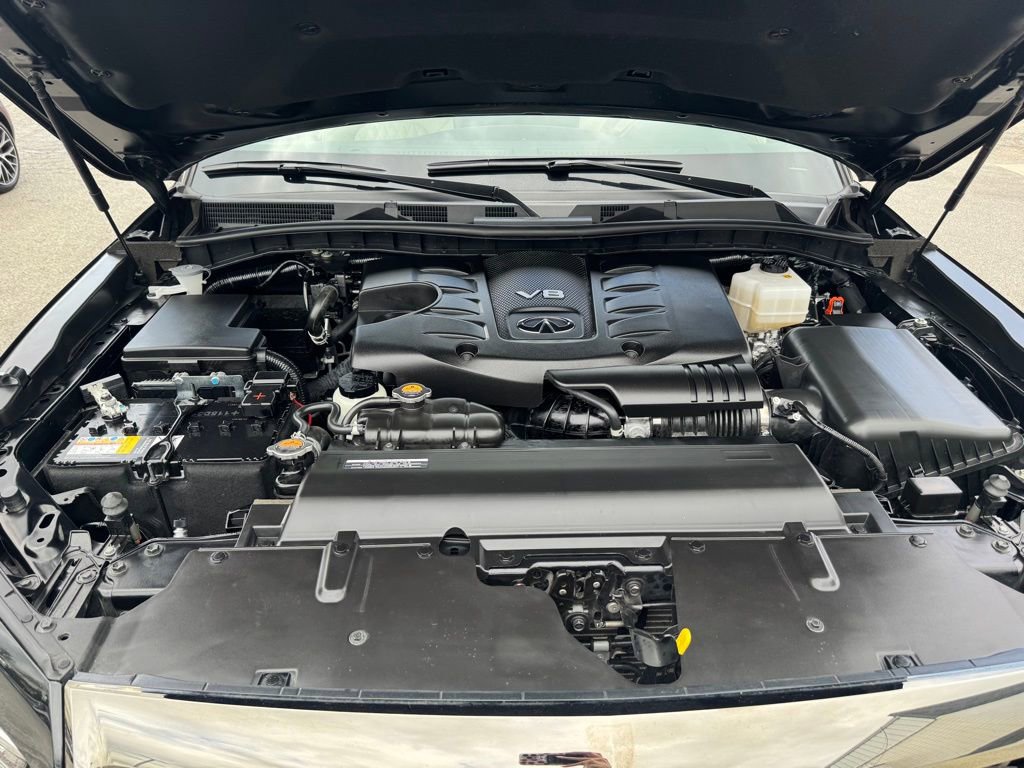 Used 2024 INFINITI QX80 Sensory image 9