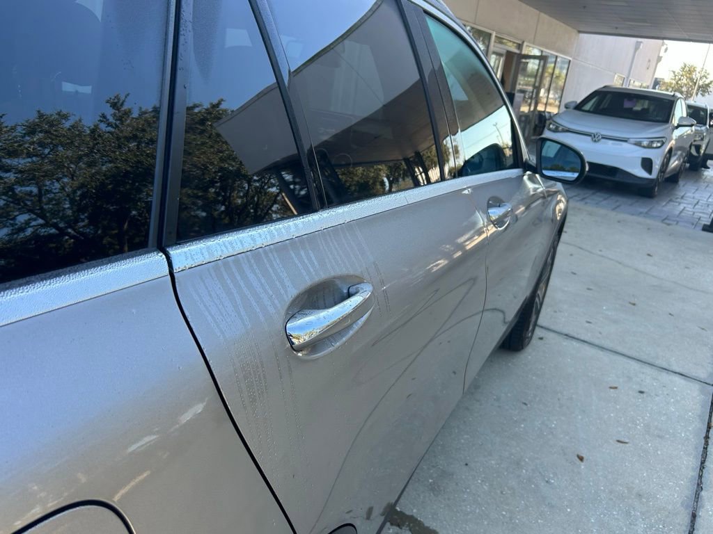 Used 2019 Mercedes-Benz GLC 300 4MATIC image 34