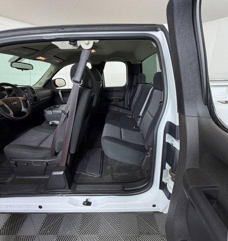 Used 2011 Chevrolet Silverado 1500 LT w/ All-Star Edition RWD image 7