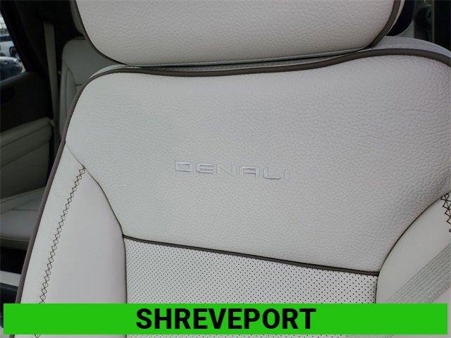 New 2026 GMC Yukon Denali w/ Denali Reserve Package image 15