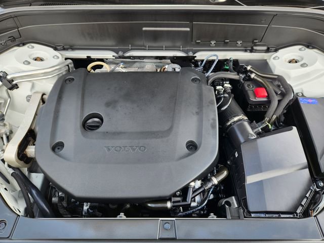 Used 2025 Volvo XC90 B6 Ultra image 22