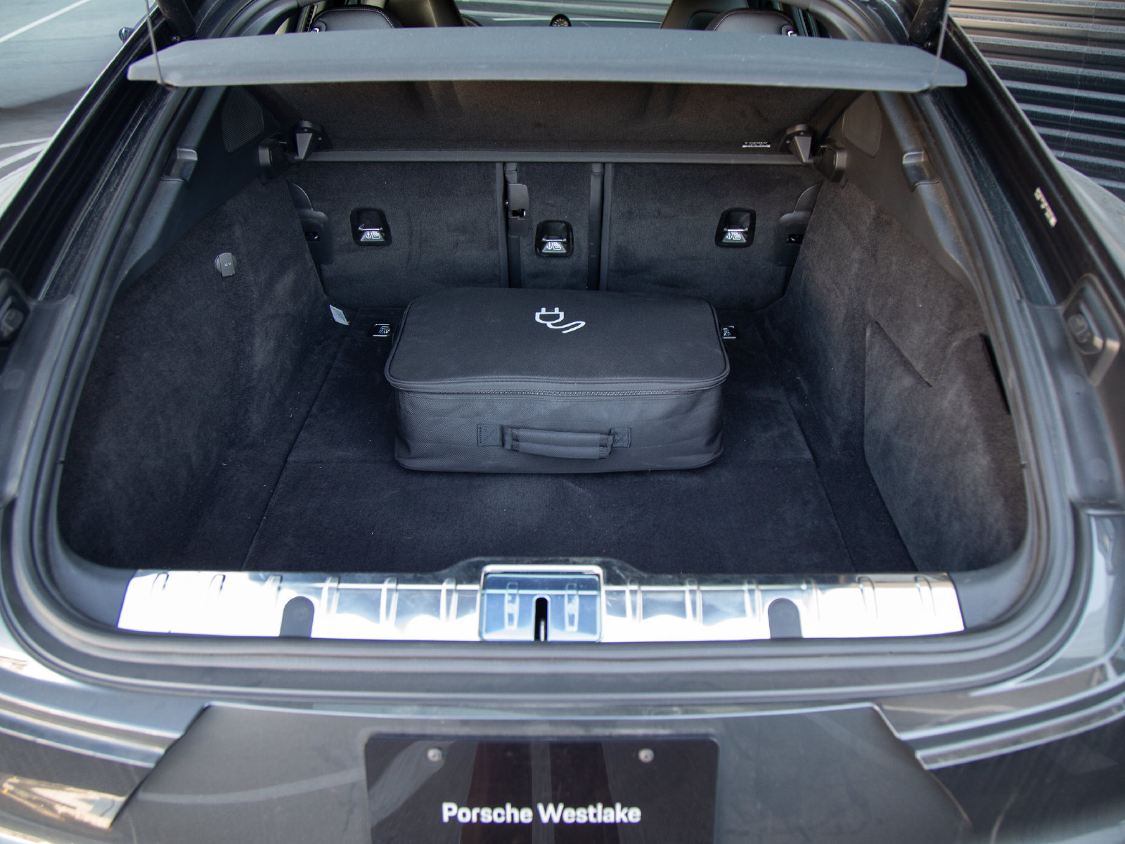 Certified 2023 Porsche Panamera 4 AWD/4WD image 11