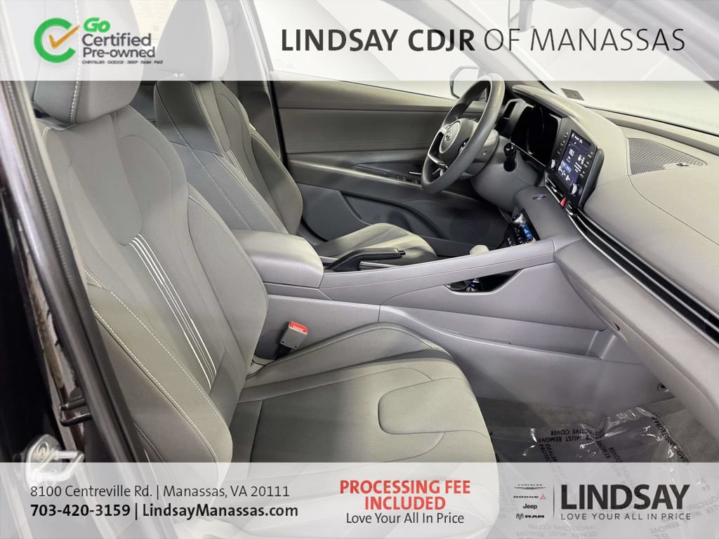 Used 2023 Hyundai Elantra SEL FWD image 14