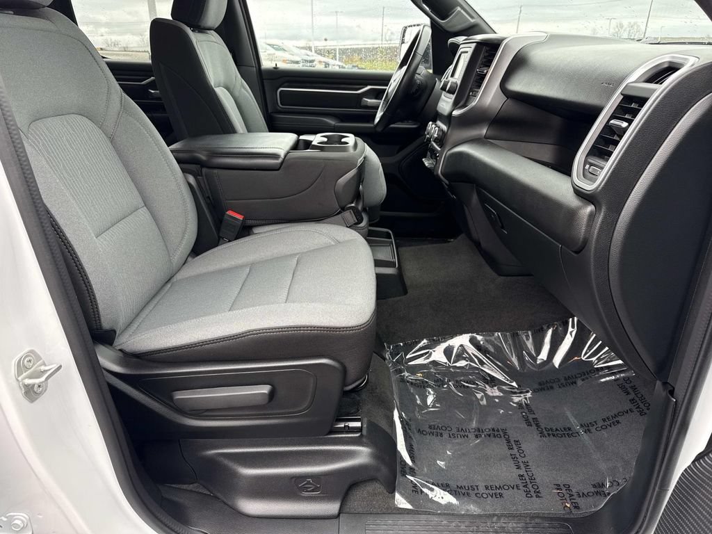 Used 2023 RAM 1500 Big Horn AWD/4WD image 18