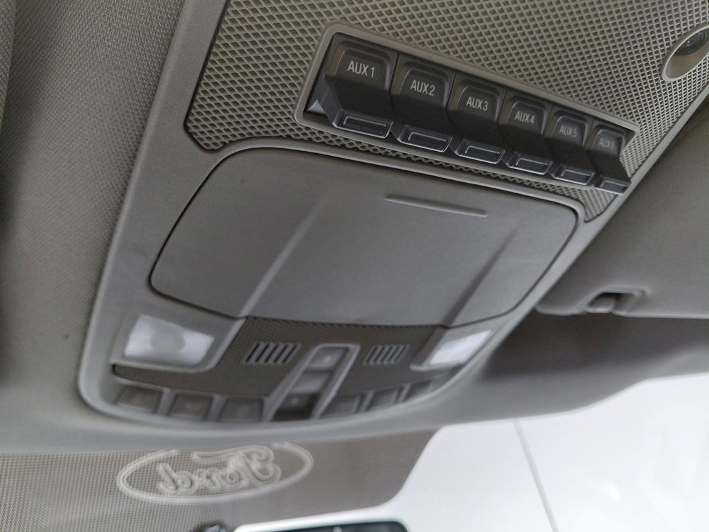 Used 2019 Ford F250 XLT w/ XLT Premium Package image 41