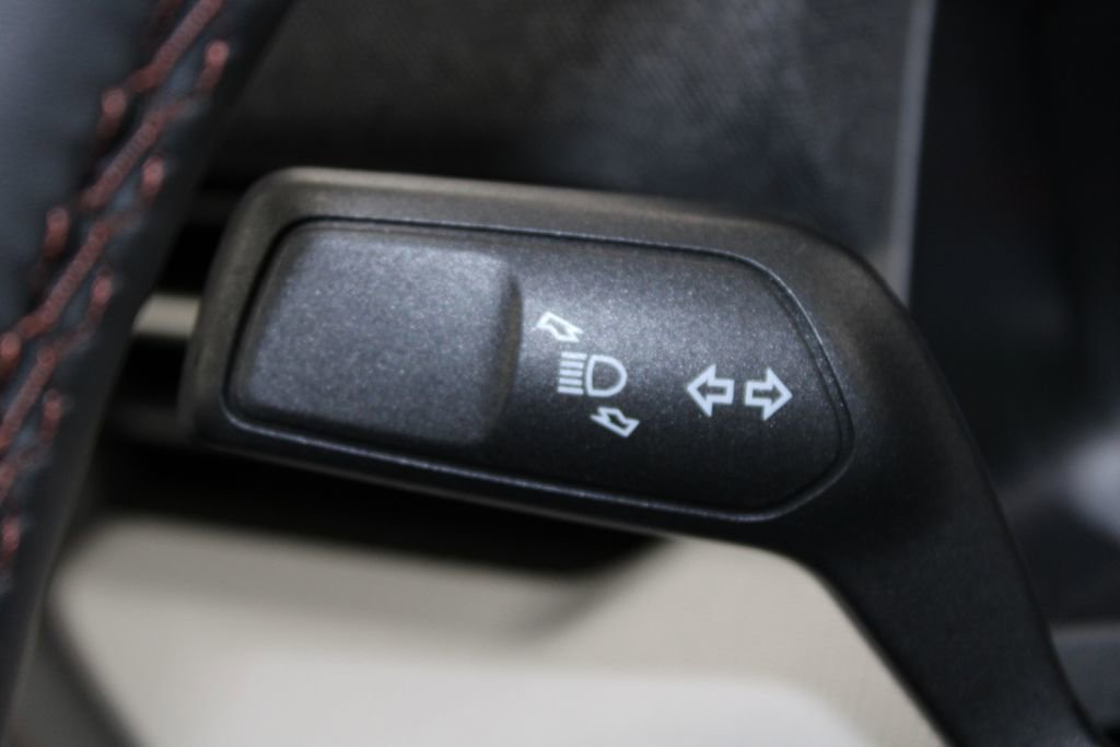 New 2026 Ford Explorer Active RWD image 39