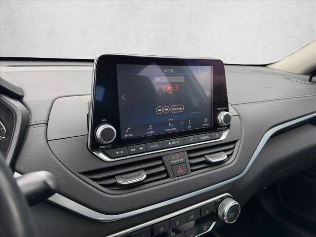 Used 2022 Nissan Altima 2.5 SV w/ SV Premium Package FWD image 13