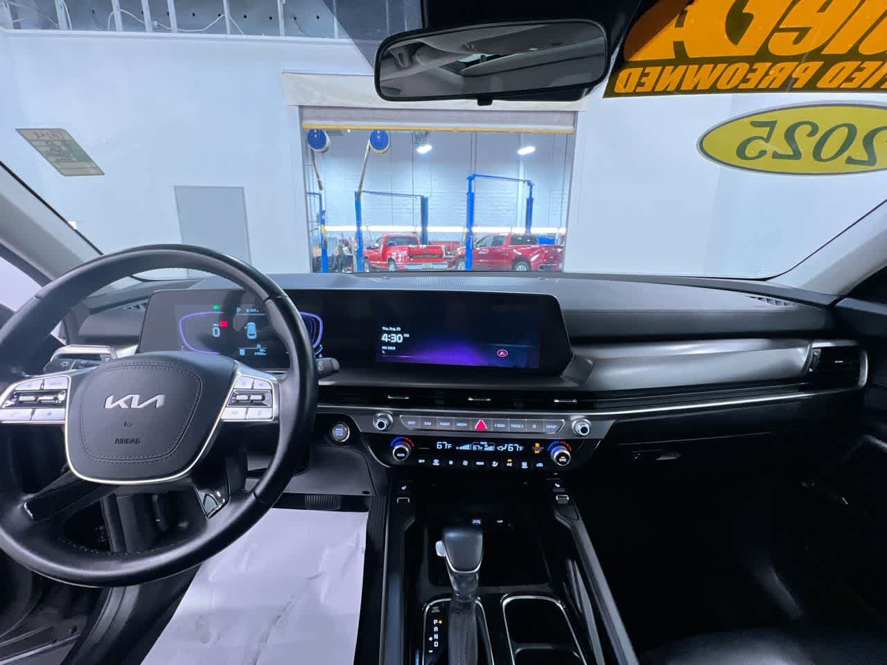 Used 2025 Kia Telluride S FWD image 23