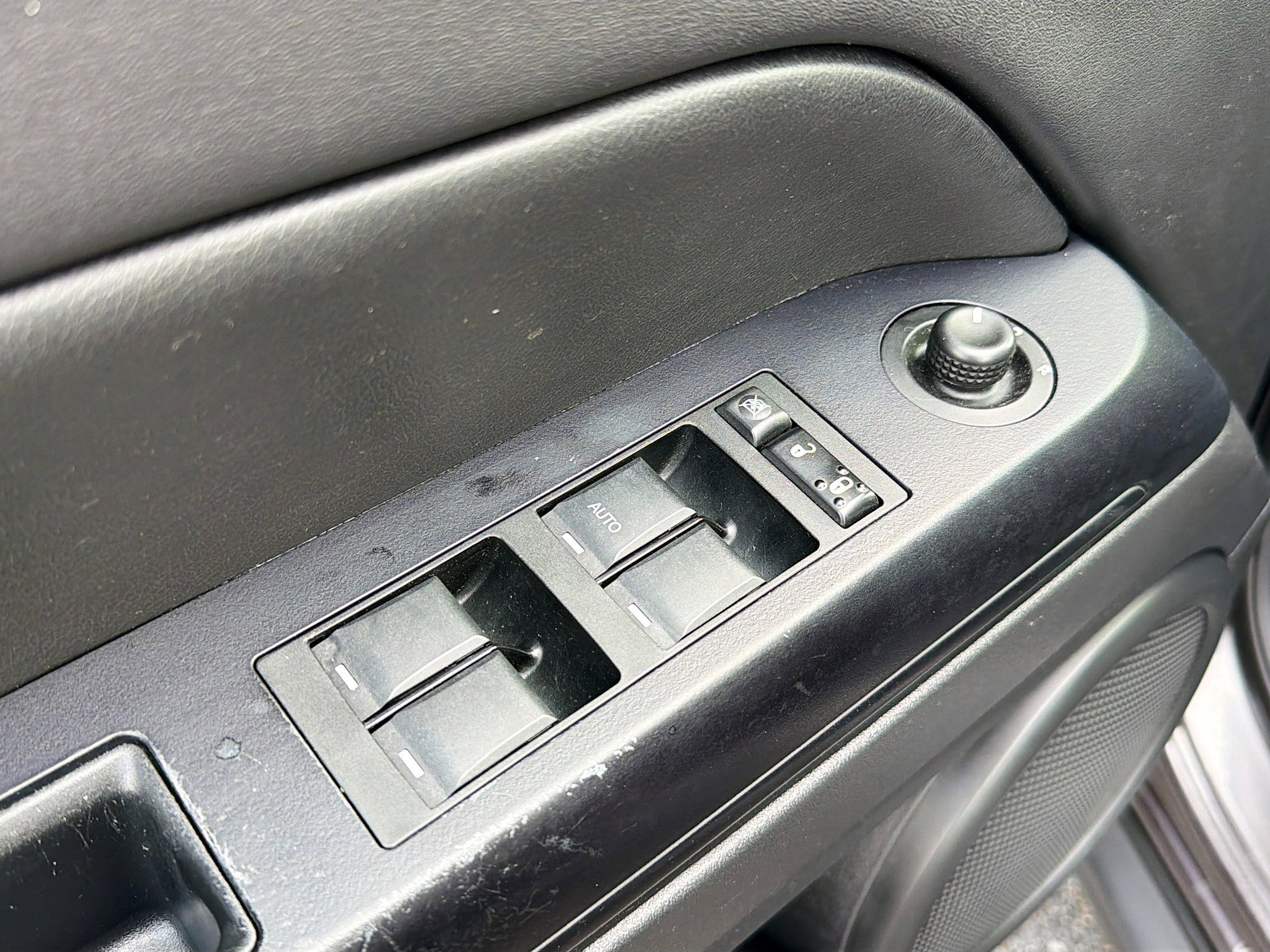 Used 2014 Jeep Compass Sport w/ Power Value Group image 7