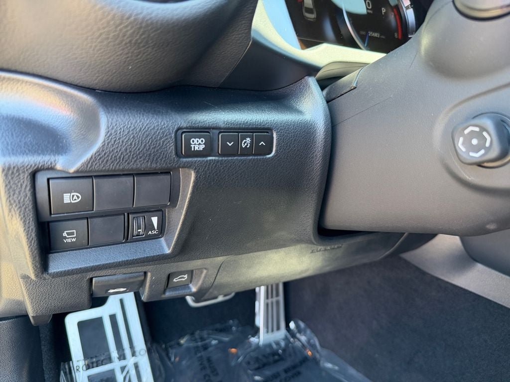 Used 2024 Lexus IS 350 F Sport w/ Navigation Package RWD image 19