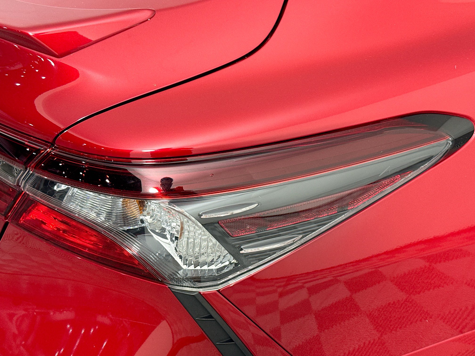 Used 2023 Toyota Camry SE w/ Cold Weather Package FWD image 32