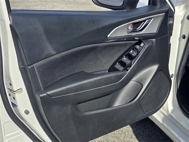 Used 2018 MAZDA MAZDA3 Sport w/ Preferred Equipment Package image 8