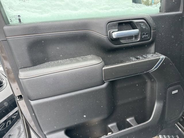 Used 2021 GMC Sierra 2500 AT4 w/ AT4 Premium Plus Package image 7