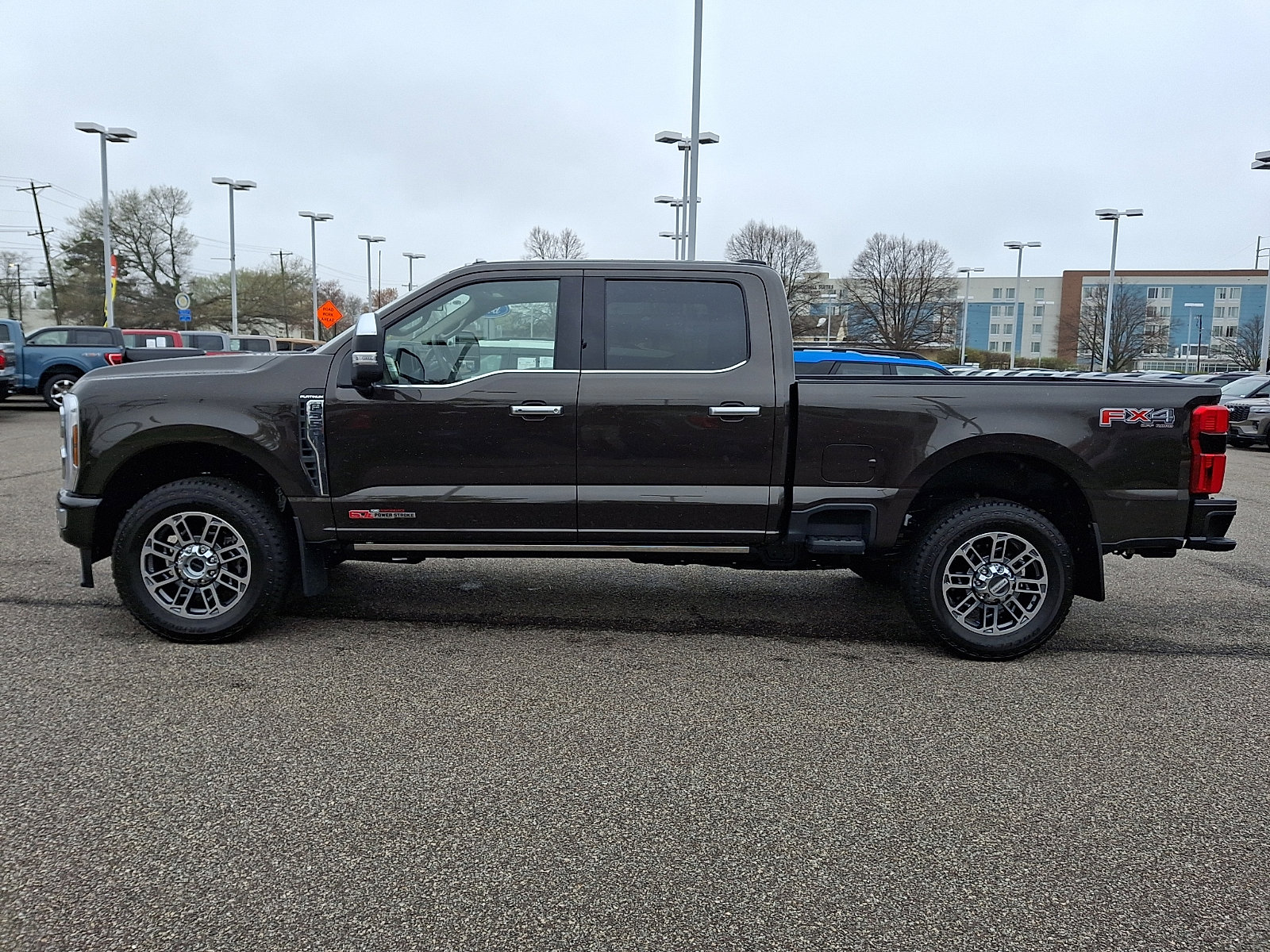 Certified 2025 Ford F350 Platinum w/ Platinum Plus Package image 6
