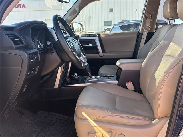 Used 2016 Toyota 4Runner SR5 Premium image 49